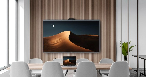 Maxhub introduces an IFP with a 95% screen-to-body ratio